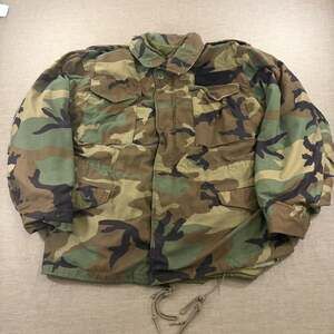 Vtg US Army Sz Medium Field Jacket Woodland Camo 80s W/Quilted Lining